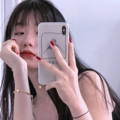 爱长颈鹿的女人